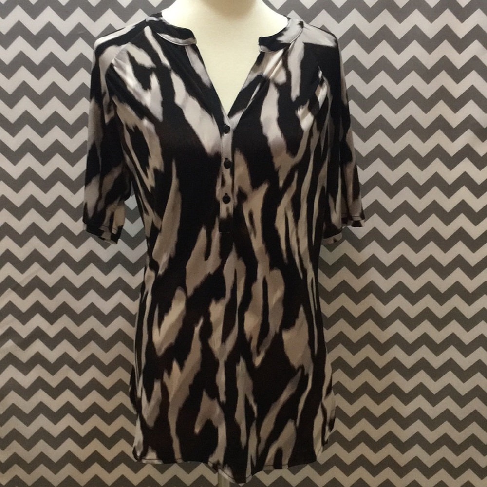 Liz Claiborne sz medium brown print‎